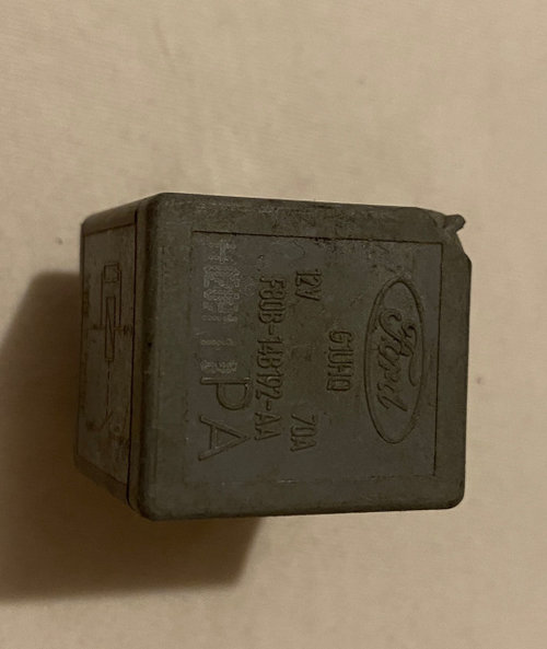 Releu F80B-14B192-AA Ford Focus [1998 - 2004]