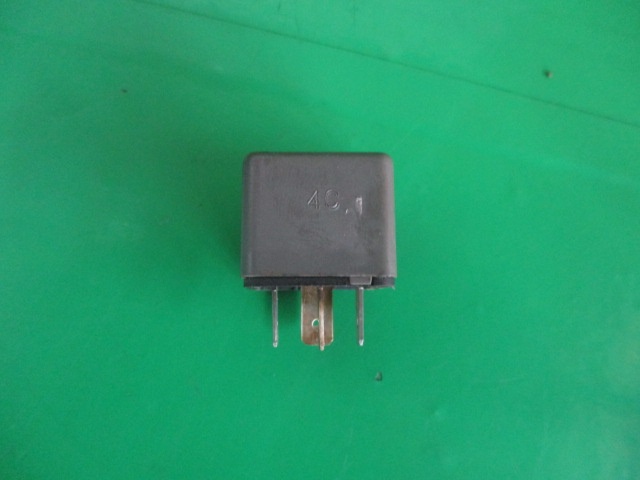 RELEU GRI COD 7686773 FIAT PUNTO FAB. 1993 – 1999 ⭐⭐⭐⭐⭐