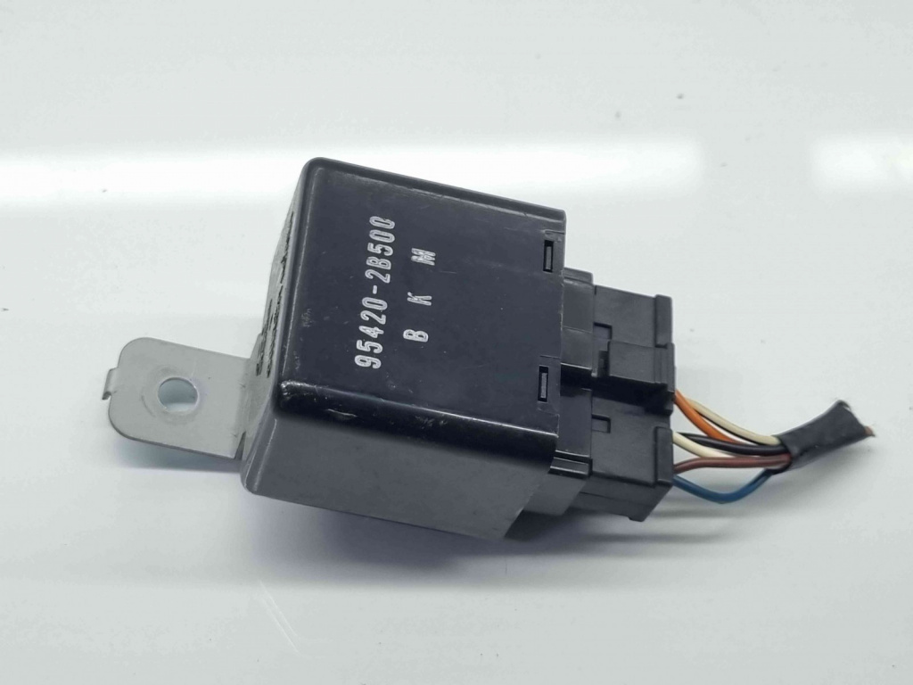 Releu Hyundai Santa Fe 2 (CM) [Fabr 2005-2012] 95420-2B500