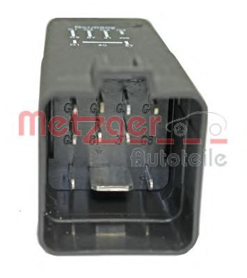 Releu,instalatia de comanda bujii incandescente VOLVO V40 Hatchback (2012 - 2016) METZGER 0884012 pi...