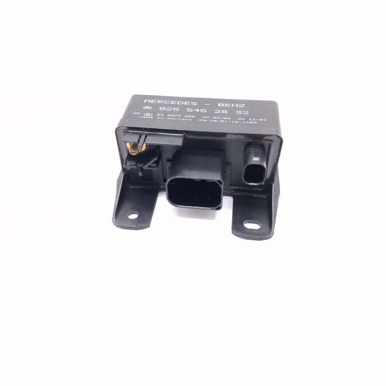 Releu Mercedes-Benz A-CLASS (W168) 1997 - 2004 Motorina 0255452832, 899075000