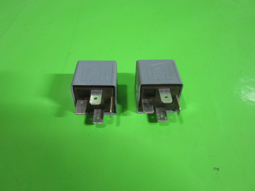 RELEU / MODUL 373 AUDI A3 8P FAB. 2003 - 2012 ⭐⭐⭐⭐⭐