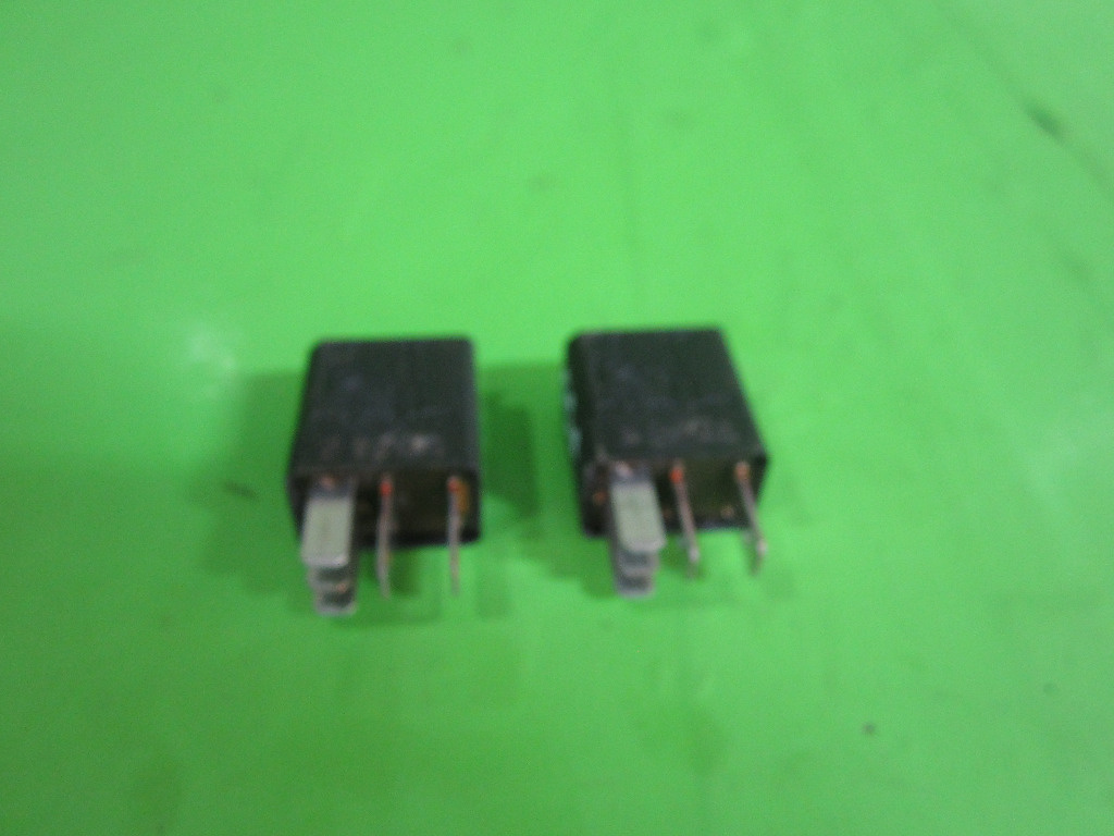 RELEU / MODUL 404 VW GOLF 5 PLUS FAB. 20