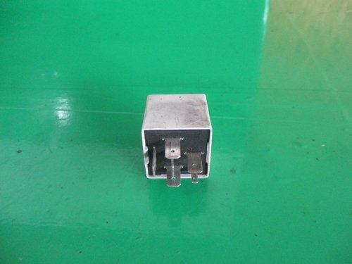 RELEU / MODUL ( ALB ) COD 7700822929 / 60237003 RENAULT KANGOO FAB. 1997 – 2007 ⭐⭐⭐⭐⭐