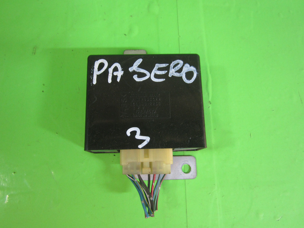 RELEU / MODUL ANTENA MITSUBISHI PAJERO SHOGUN III 4X4 FAB. 1999 – 2007 ⭐⭐⭐⭐⭐