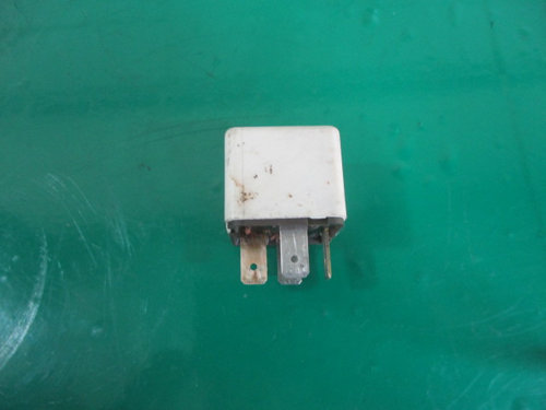 RELEU / MODUL COD 24438885 OPEL VECTRA C FAB. 2002 – 2009 ⭐⭐⭐⭐⭐