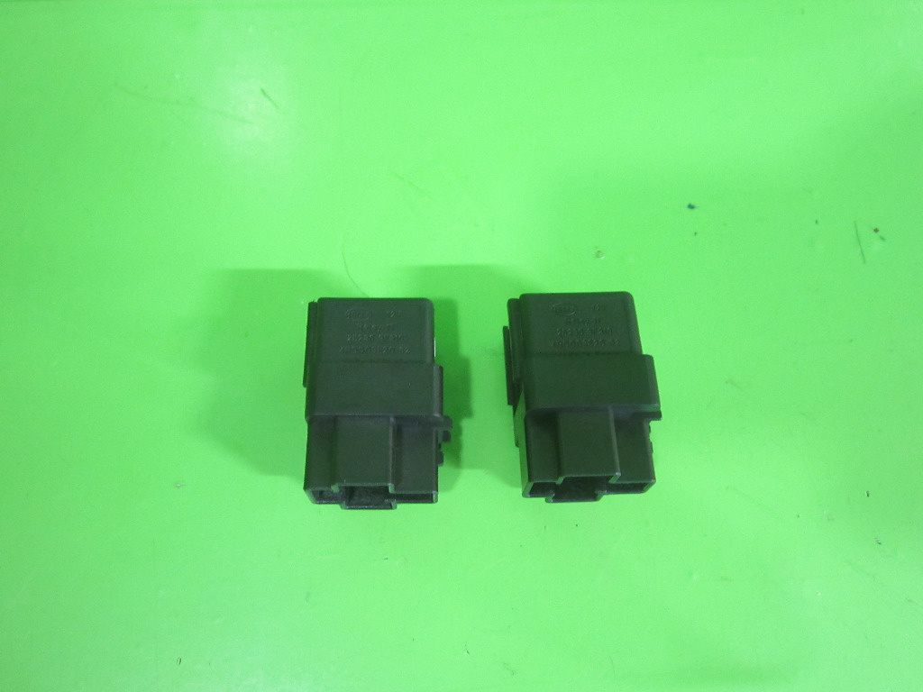 RELEU / MODUL COD 252309F910 / 4RD003520-62 NISSAN PATHFINDER 3 ( R51 ) 4x4 FAB. 2005 - 2012 ⭐⭐⭐⭐⭐