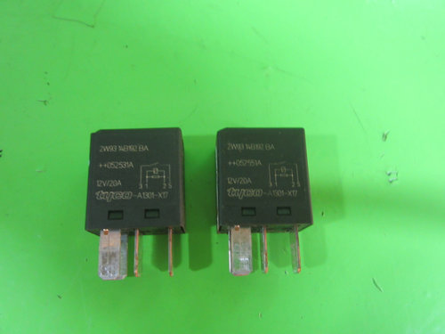 RELEU / MODUL COD 2W9314B192BA / A1301-X17 LAND ROVER DISCOVERY 3 4x4 FAB. 2004 - 2009 ⭐⭐⭐⭐...