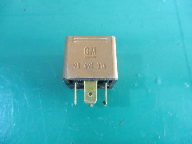 RELEU / MODUL COD 90491314 / 0332209136 OPEL CORSA C FAB. 2000 – 2009 ⭐⭐⭐⭐⭐