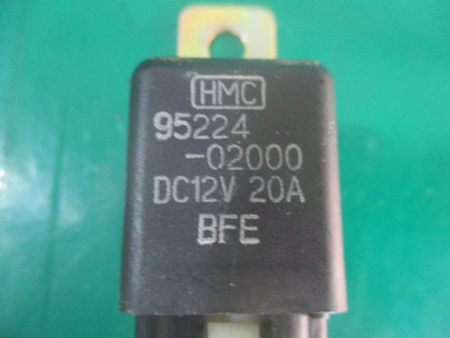 RELEU / MODUL COD 95224-02000 KIA SORENTO 1 4x4 FAB. 2002 – 2009 ⭐⭐⭐⭐⭐