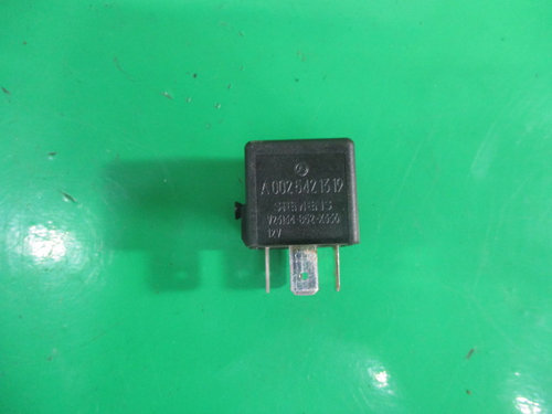 RELEU / MODUL COD A0025421319 / V23134-B52-X336 MERCEDES C-CLASS W203 FAB. 2000 – 2007 ⭐⭐⭐...