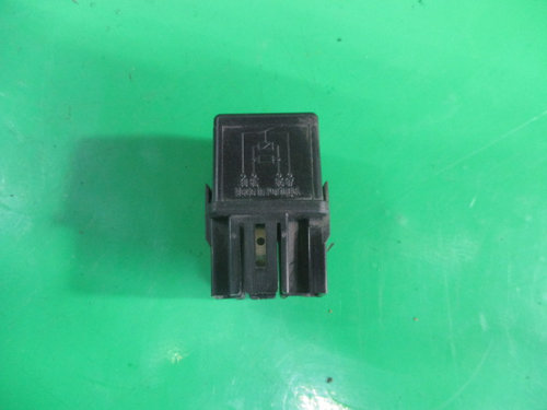 RELEU / MODUL COD MB953381 / V23134-B52-X240 MITSUBISHI PAJERO PININ FAB. 1999 – 2007 ⭐⭐⭐⭐...