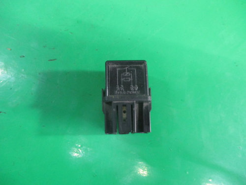 RELEU / MODUL COD MB953381 / V23134-B52-X240 MITSUBISHI PAJERO PININ FAB. 1999 – 2007 ⭐⭐⭐⭐...