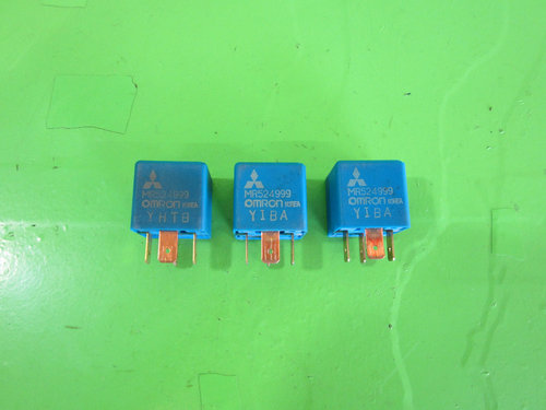 RELEU / MODUL COD MR524999 MITSUBISHI PAJERO SHOGUN III FAB. 1999 – 2007 ⭐⭐⭐⭐⭐