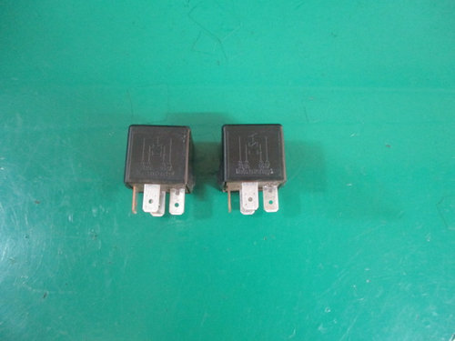 RELEU / MODUL COD V23134-B52-X240 / MB953381 MITSUBISHI PAJERO PININ FAB. 1999 – 2007 ⭐⭐⭐⭐...
