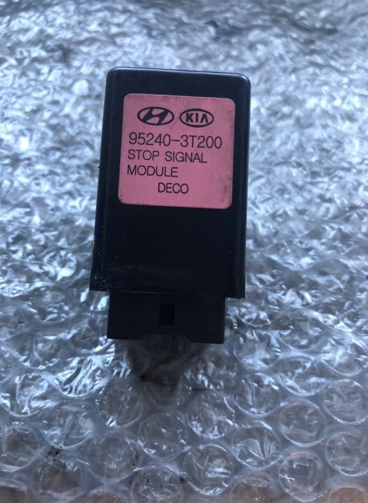 Releu modul combustibil hyundai ix20 95240-3t200