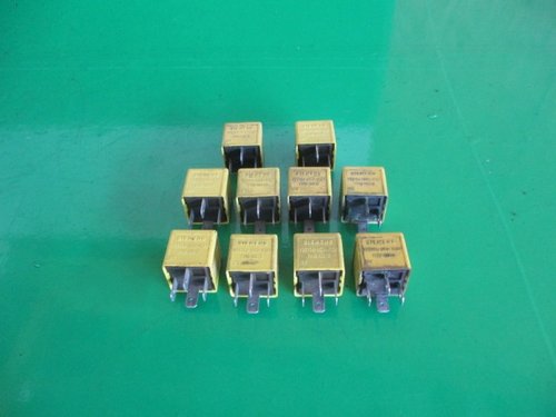RELEU / MODUL ( GALBEN ) SIEMENS COD V23134-B52-X127 / YWB10012 FREELANDER FAB. 1998 - 2006 ⭐⭐...