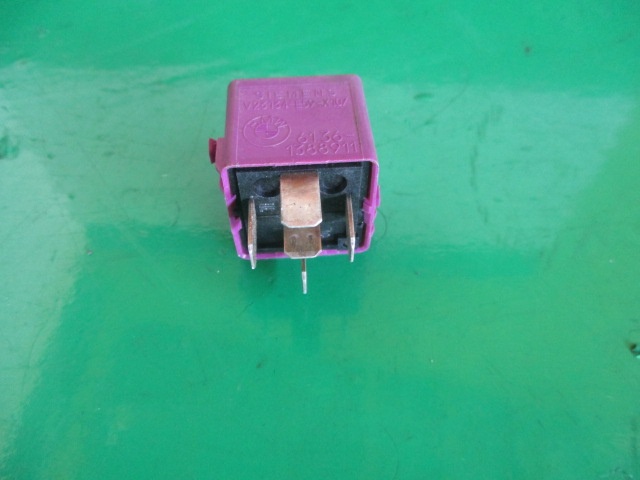 RELEU / MODUL ( MOV ) BMW COD V23134-E59-X107 / 61.36-1388911