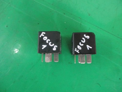 RELEU / MODUL ( NEGRU ) COD F0AB-14B192-AA FORD FOCUS 1 FAB. 1999 - 2004 ⭐⭐⭐⭐⭐