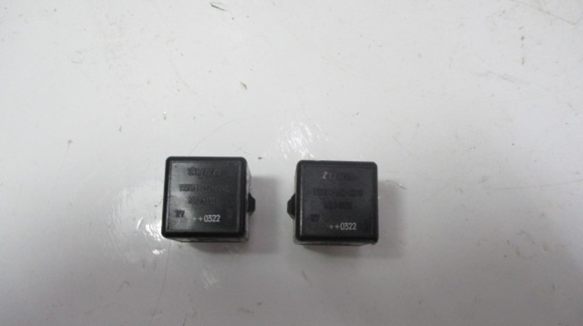 RELEU / MODUL ( NEGRU ) COD V23134-B52-X240 / MB 953381 MITSUBISHI PAJERO PININ VOLVO DODGE