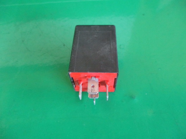RELEU / MODUL ( NEGRU ) RENAULT COD 7700776810-A