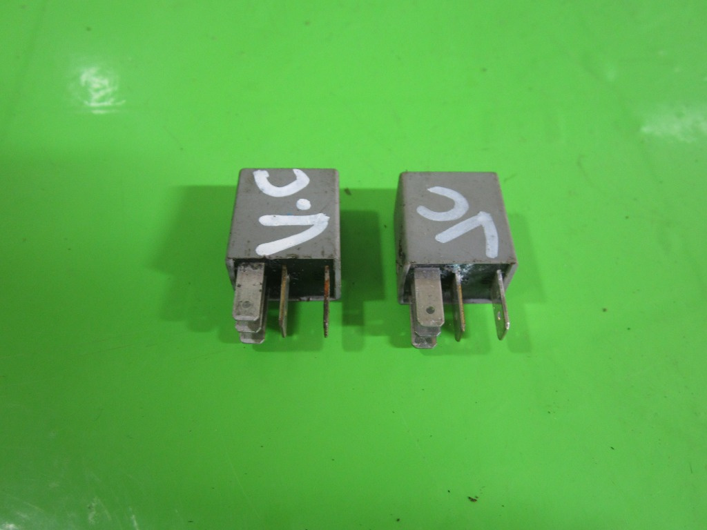 RELEU / MODUL OPEL VECTRA C FAB. 2002 – 2009 ⭐⭐⭐⭐⭐