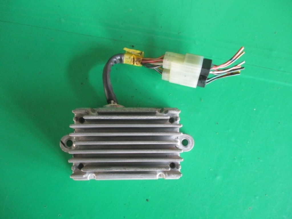 RELEU / MODUL SUZUKI VITARA 1.6 8V BENZINA 59KW 80CP FAB. 1988 - 2002