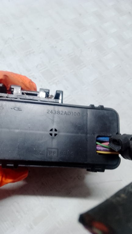 Releu Nissan Qashqai 1.2 Benzina 2016, 24382AD100