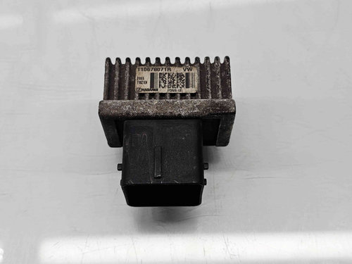 Releu Nissan X-Trail (T32) [Fabr 2013-prezent] 110678071R