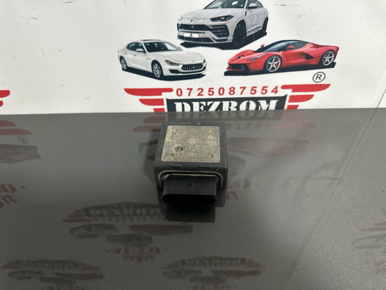 Releu pompa combustibil 5Q0906121F VW Passat Touran II (5T1) 1.6 TDI DGDA 115 cai