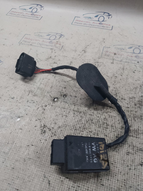 Releu pompa combustibil Seat Ibiza 2010, 1K0906093G