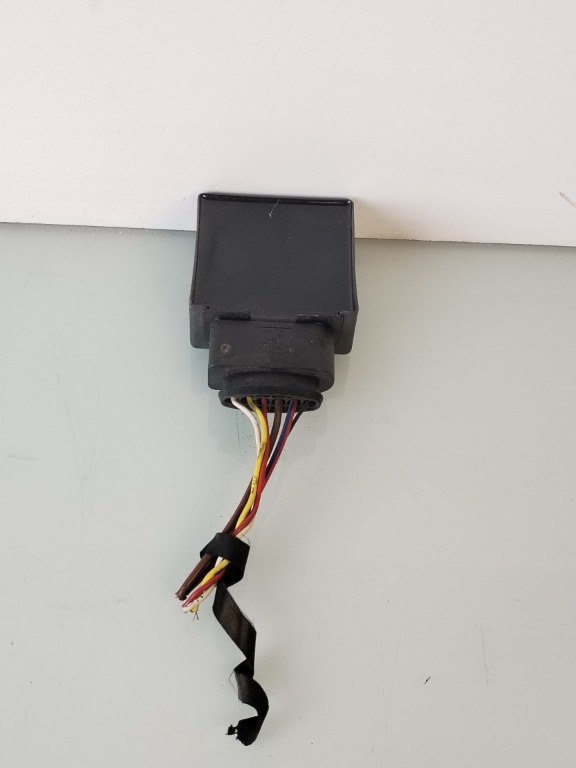 Releu pompa combustibil Skoda Superb 3 1.6 tdi DCXA 5Q0906121R