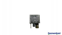 Releu Releu 370 Cod: 8D0951253 Volkswagen VW Passa...