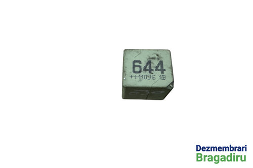 Releu Releu 644 Cod: 4H0951253 4H0951253 Volkswagen VW Passat B7 [2010 - 2015] Sedan 2.0 TDI MT (140...