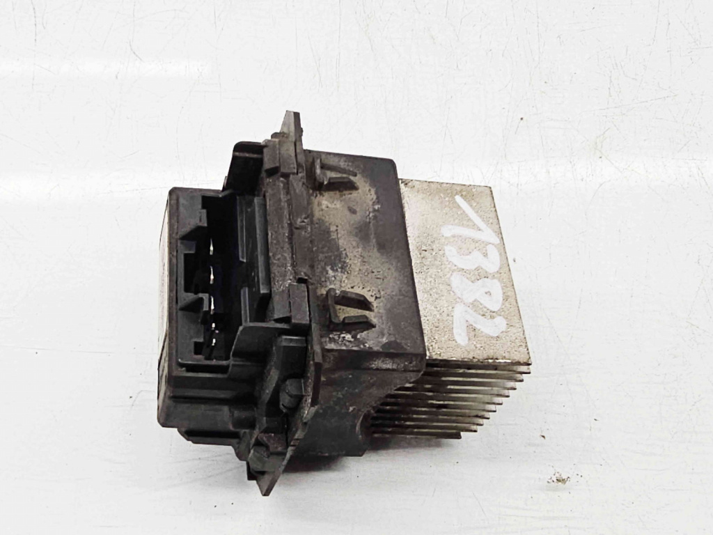 Releu Renault Megane 3 (B95) [Fabr 2008-2016] T1017845R