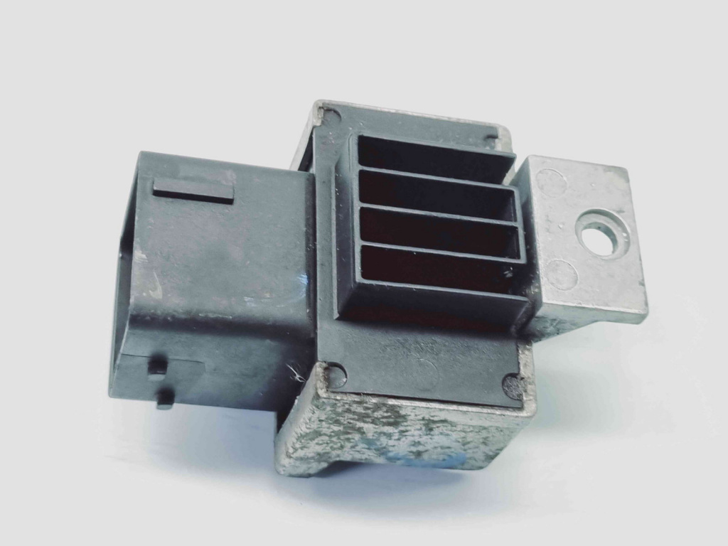 Releu Renault Megane 3 [Fabr 2008-2015] 110678071R
