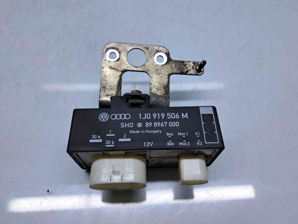 Releu Seat Ibiza 5 (6J5) [Fabr 2008-2017