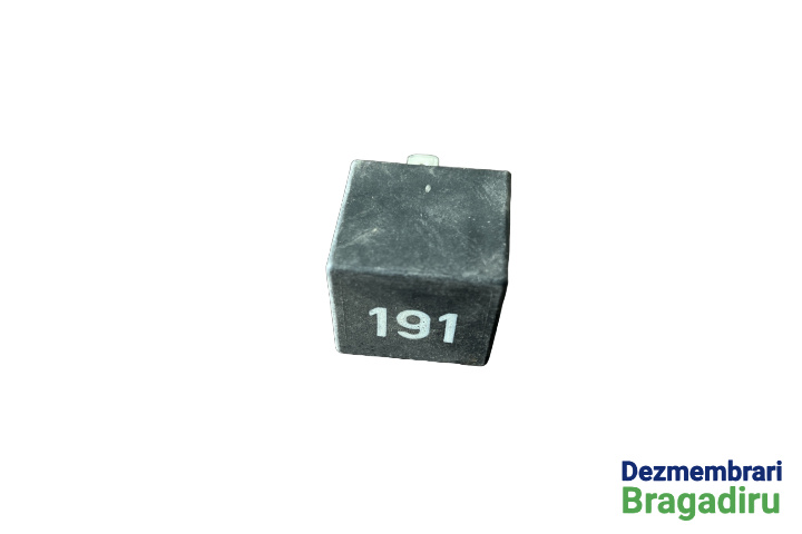 Releu semnalizare Releu 191 Cod: 1H0953227 Audi 80 8A/B3 [1986 - 1991] Sedan 1.6 MT (70 hp)