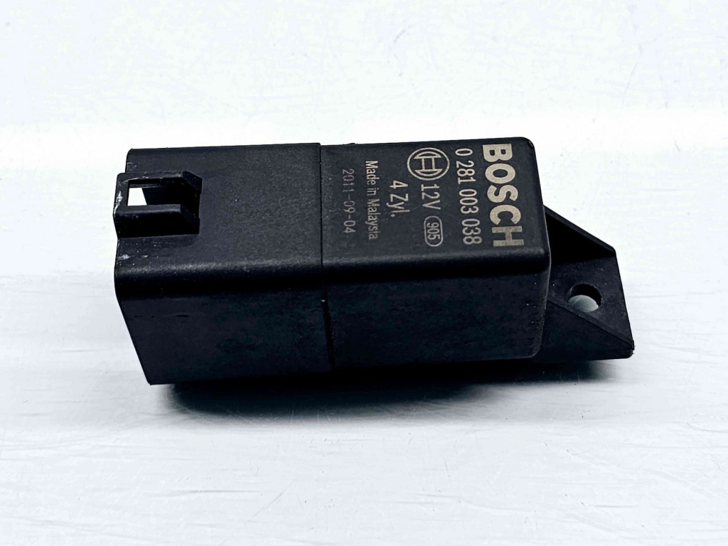 Releu Skoda Rapid (NH3) [Fabr 2012-2019] 038907281D