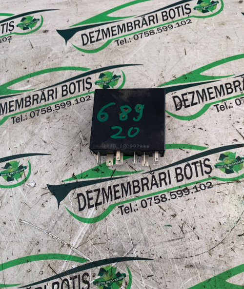 Releu stergator 4B0 955 531A Audi A3 8L [1996 - 2000] Hatchback 3-usi 1.6 MT (101 hp)