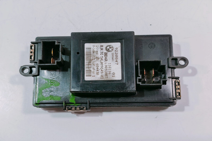 Releu Ventilator 9220847 BMW Seria 5 F10 [2009 - 2013]