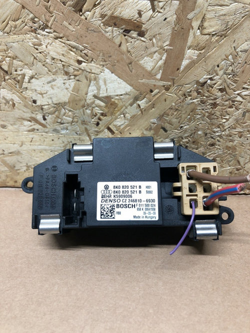 Releu ventilator bord Audi A4 B8 sedan 2010 (8k0820521b)