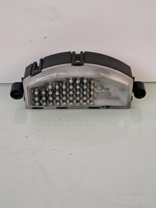 Releu ventilator bord Skoda Superb 3 5Q0907521E