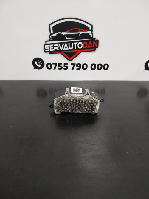 Releu ventilator habitaclu Audi A4 (2008-2011) [8K2, B8] 2.0 Motorina 2011, 8K0820521