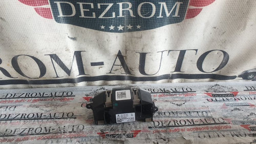 Releu ventilator habitaclu Audi A5 B8 2.0 TFSI quattro cod piesa : 8K0820521