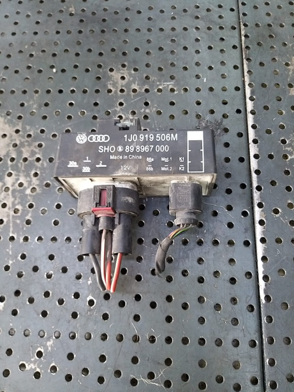 Releu ventilator vw polo 6r 1j0919506m