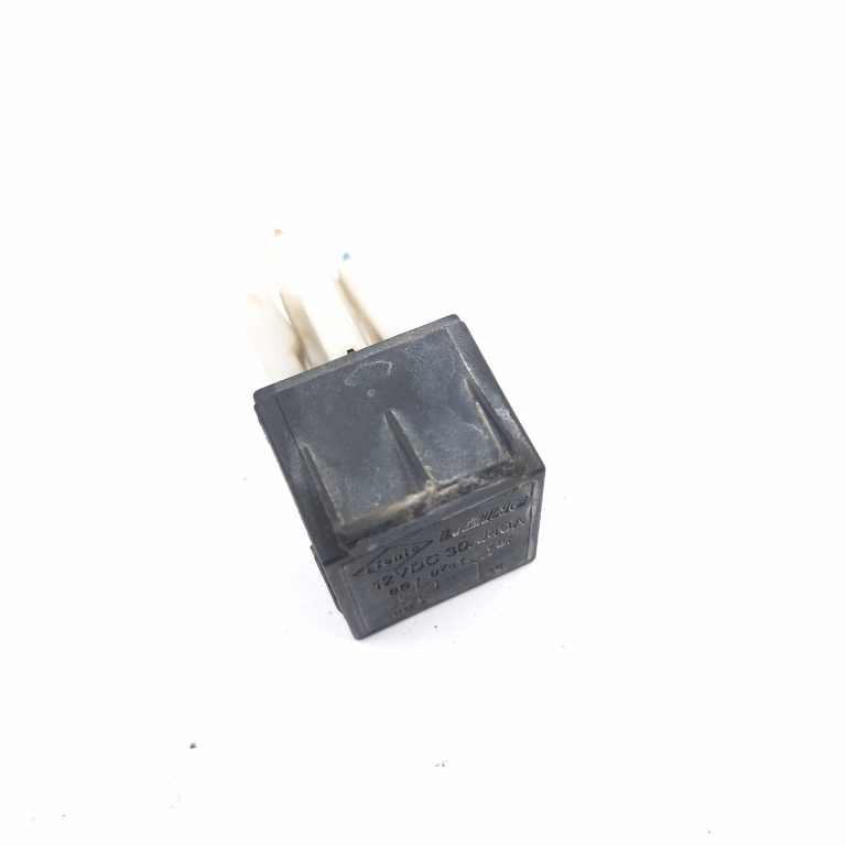 Releu Vw Golf 4 1997-2004 1.6 16V Bcb Benzina 8587A87, 30A40A, 30A40A