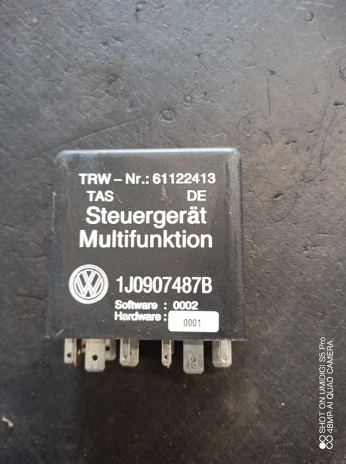 Releu ,VW Passat , COD - 61122413, 1J0907487B