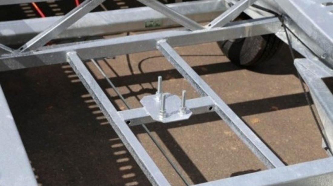 Remorca platforma auto transport vehicule Boro Adam 2700Kg, dimensiune utila de 5000 x 2000 mm