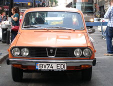 Renault 12 L by Eduard